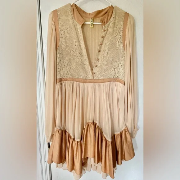 Free People | Dresses | Free People Apricot Colored Dress Ruffle Hem Layered  Lining Button Enclosure | Poshmark
